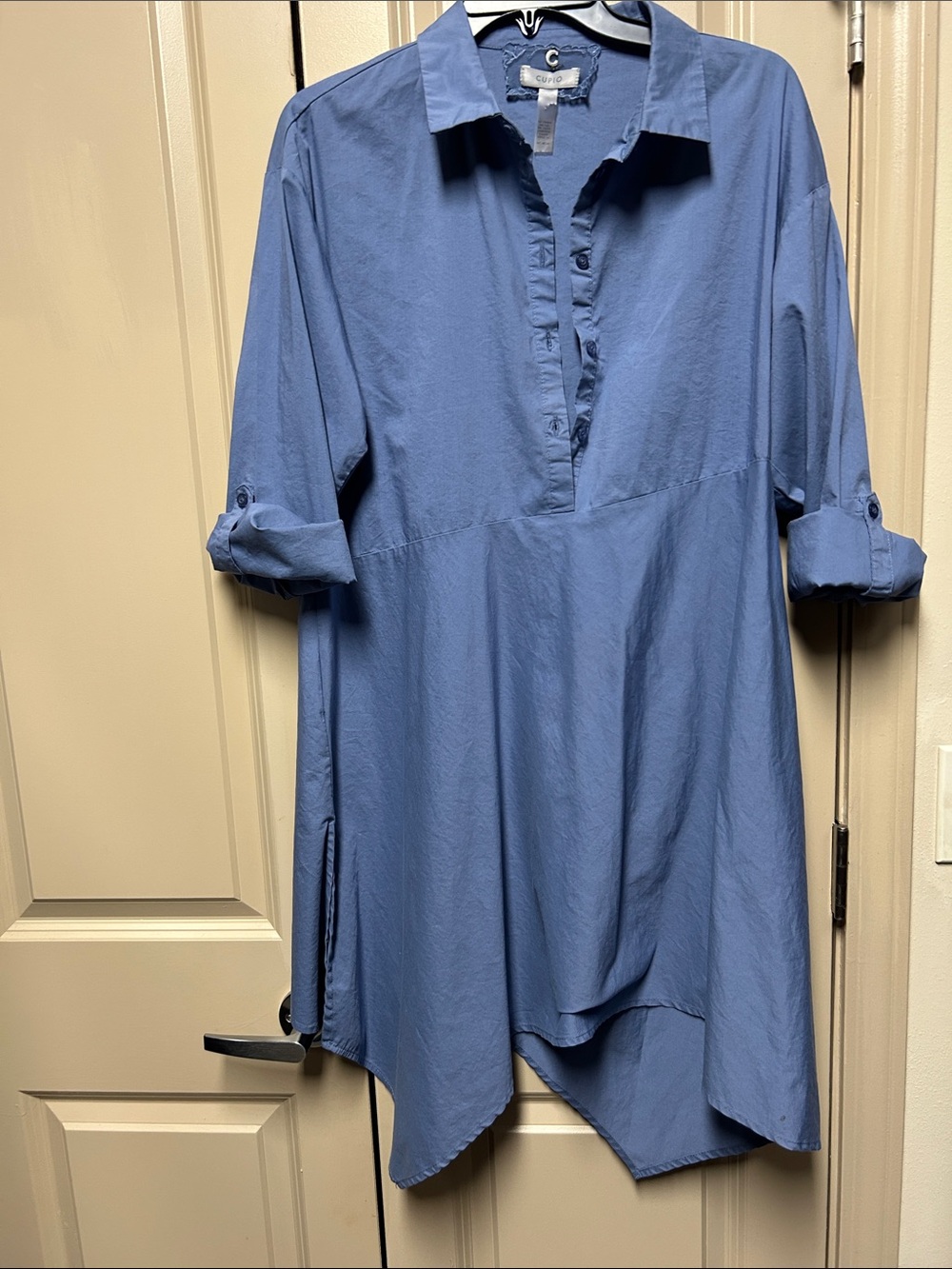 Cupio Blue Button-Front Asymmetric Tunic